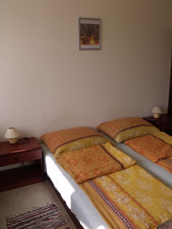 Apartmanhaz Balatonfenyves 아파트 외부 사진